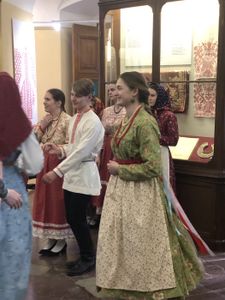 Выступление фольклорного ансамбля детского этнокультурного Центра Китежград
